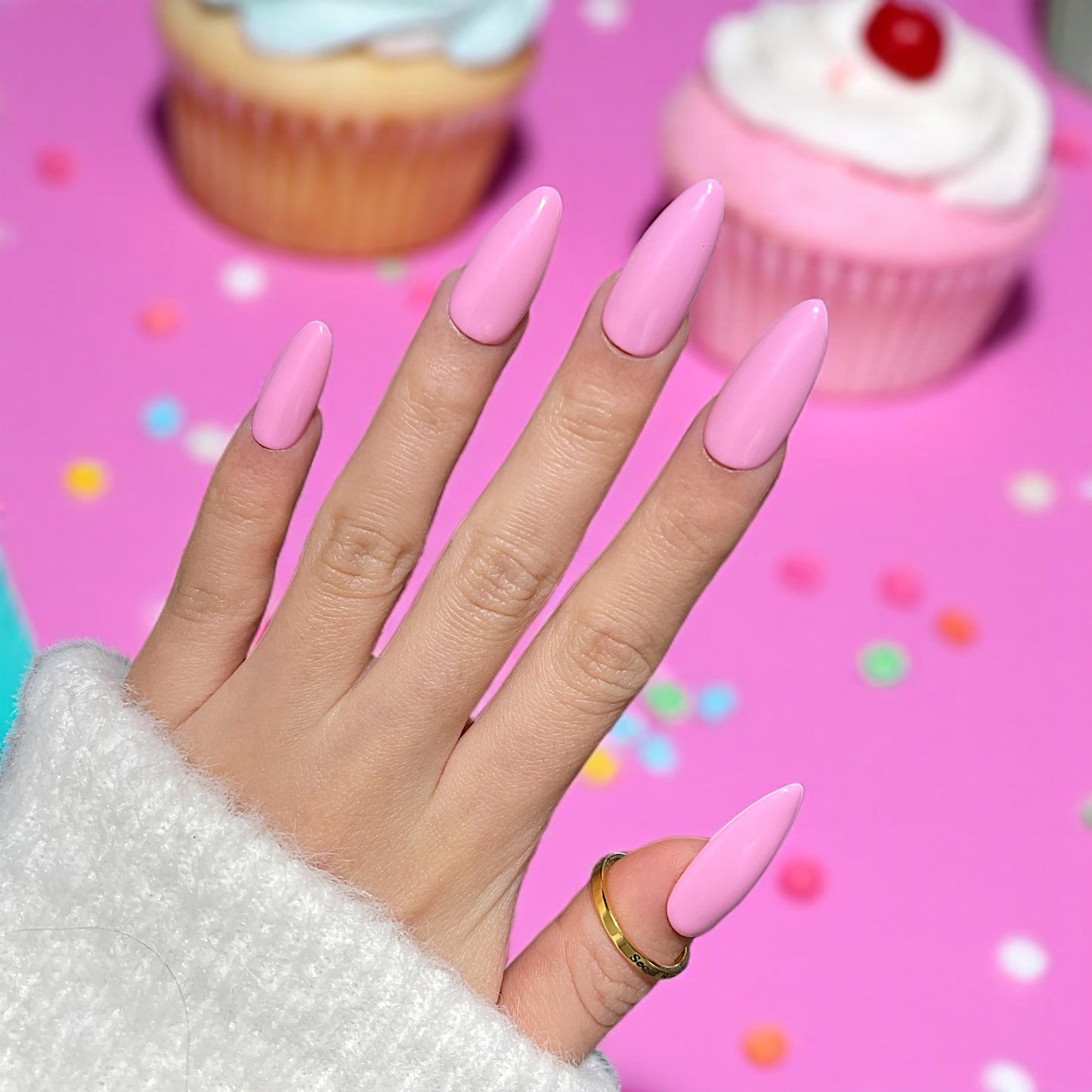 G028 - Cupcake