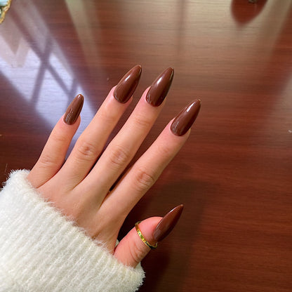 G019 - Mahogany Muse