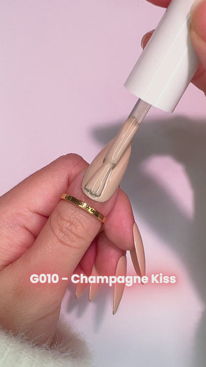 G010 - Champagne Kiss